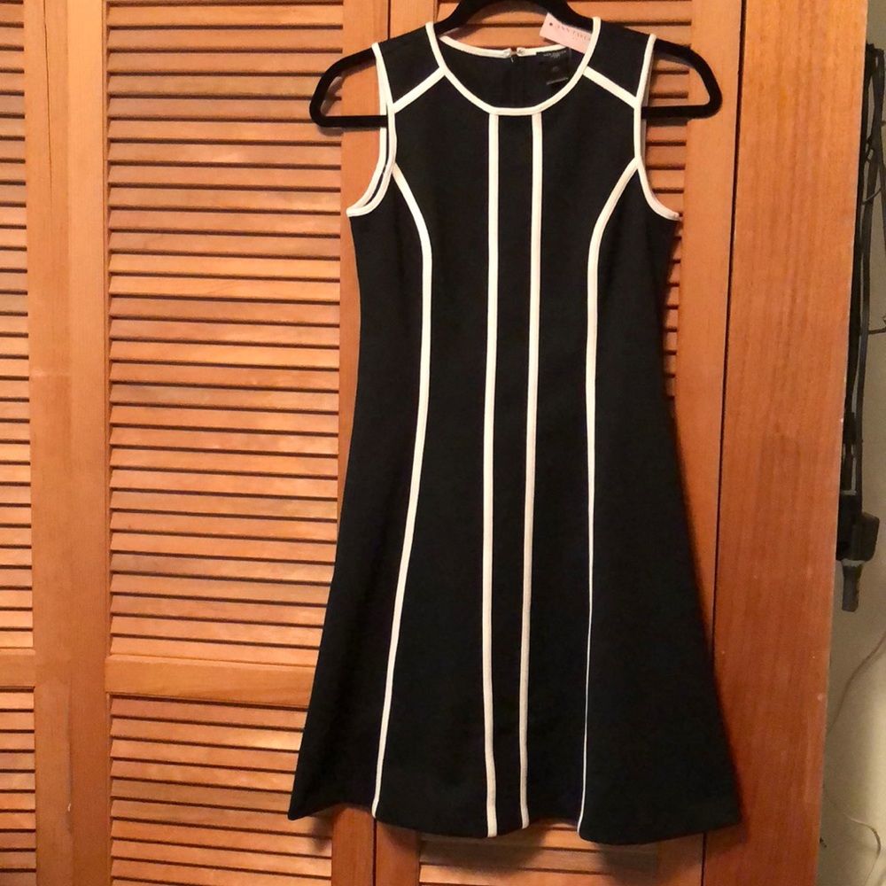 NWT Ann Taylor Black White A-Line Dress Size 0P